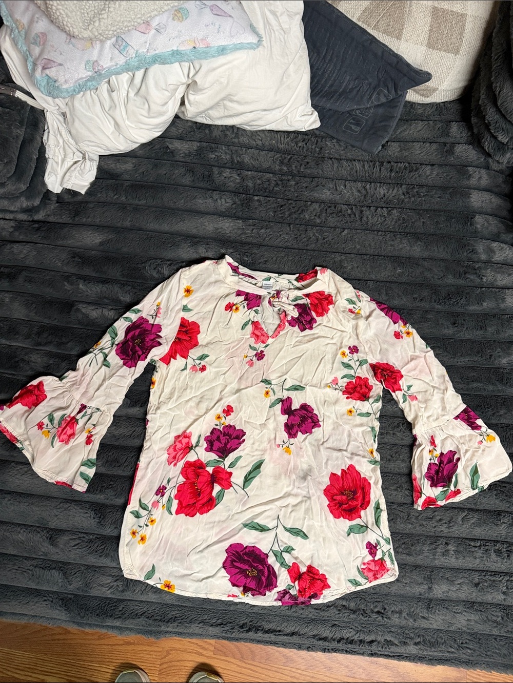 Old Navy White Floral Bell-Sleeve Blouse with Red & Purple Flowers